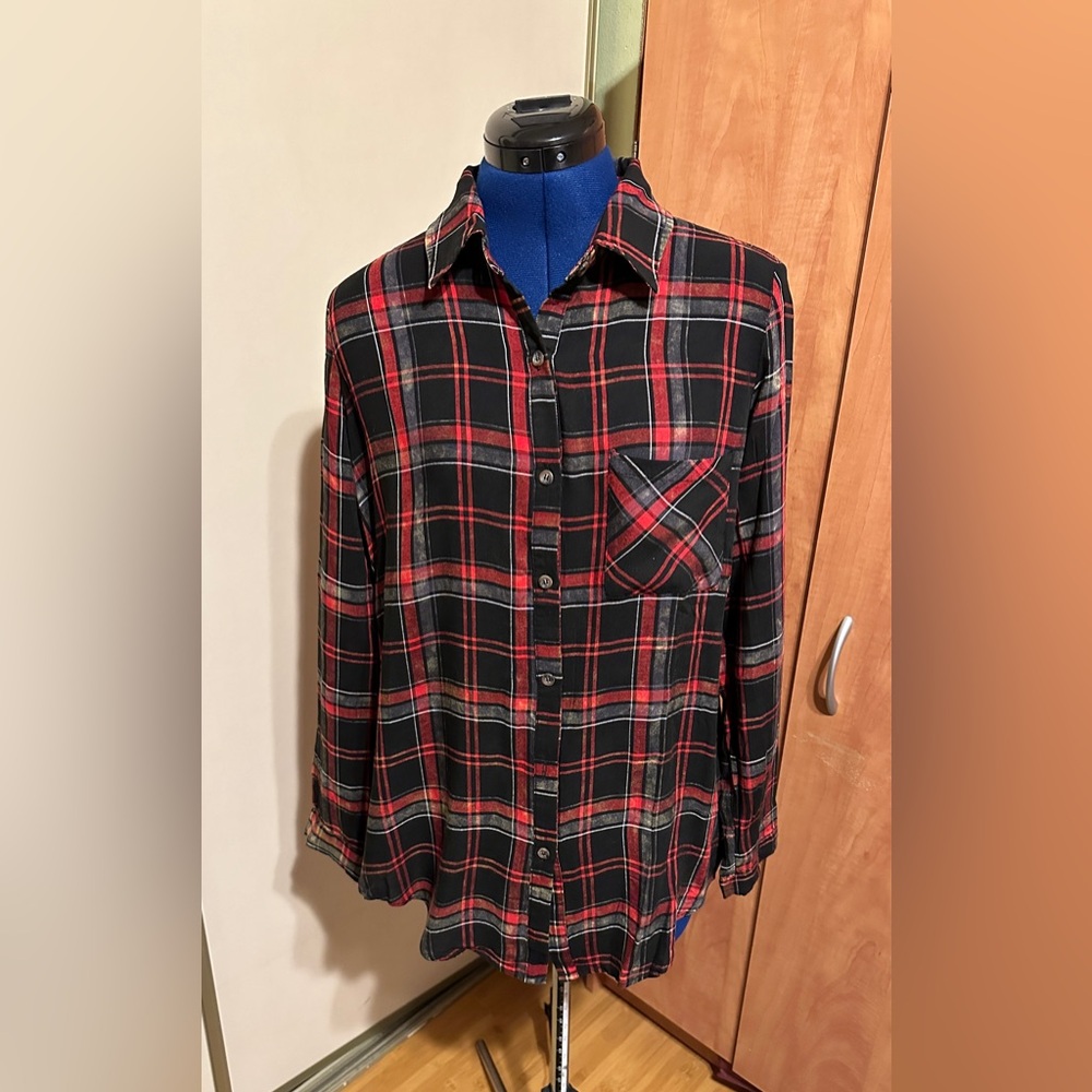 Mystree Red and Black Plaid Long Sleeve Button Down Shirt